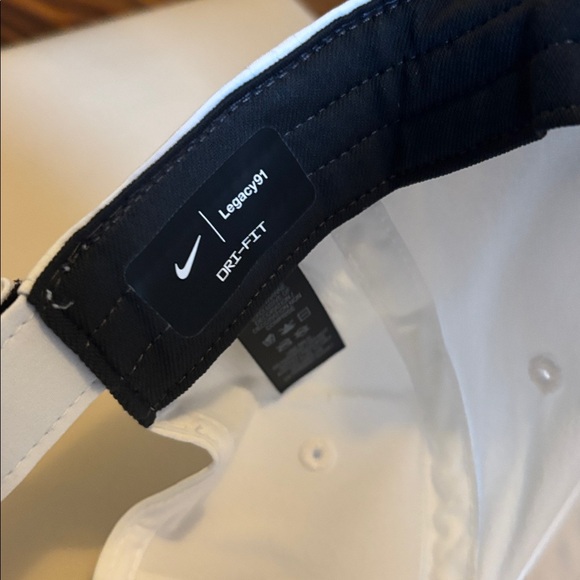 Nike golf Cap with Black and Teal Logo - Picture 6 of 7